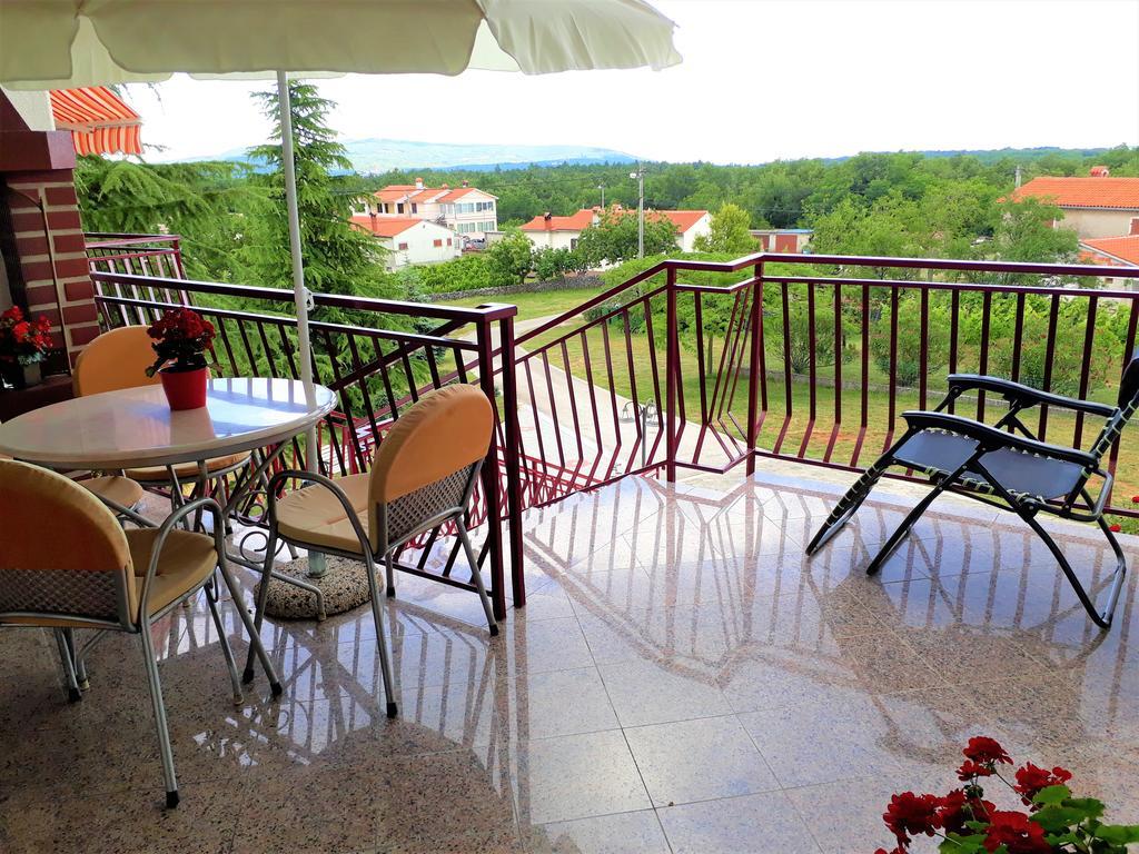 Apartment Eda Лабин Екстер'єр фото